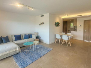 Luxury La Cala Golf Haven with terrace & pool, La Cala De Mijas